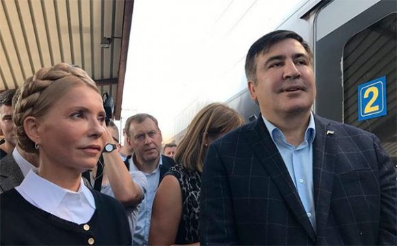 Хто і чому не пустив Михайла Саакашвілі у Львівське метро